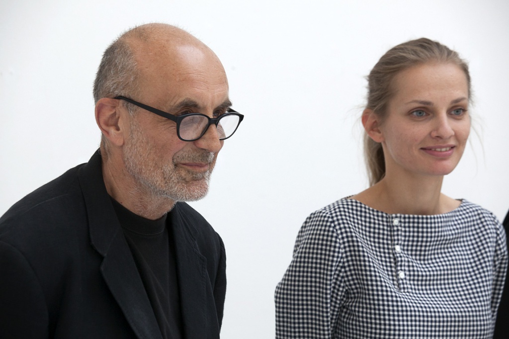 Luba Bakičová, Ilja Bílek "Bez lesku"